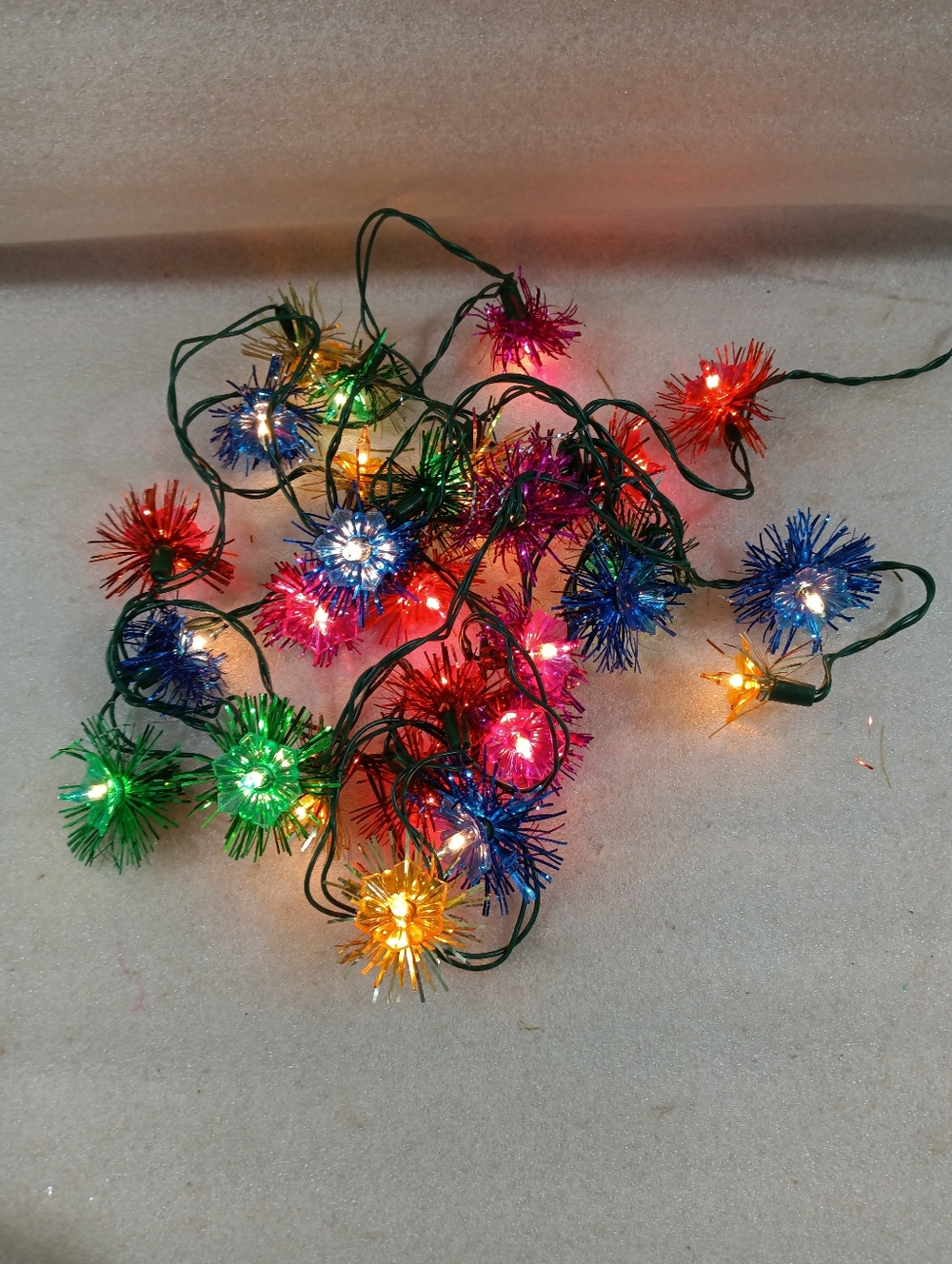 Vintage Christmas Lights Strand Tinsel Starburst Colorful